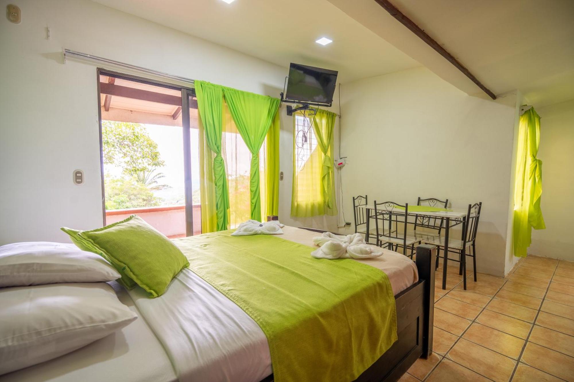 Adventure Park & Hotel Vista Golfo Tajo Alto Exterior foto